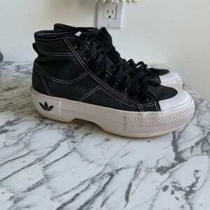 Adidas Woman’s Trek Sneakers 7